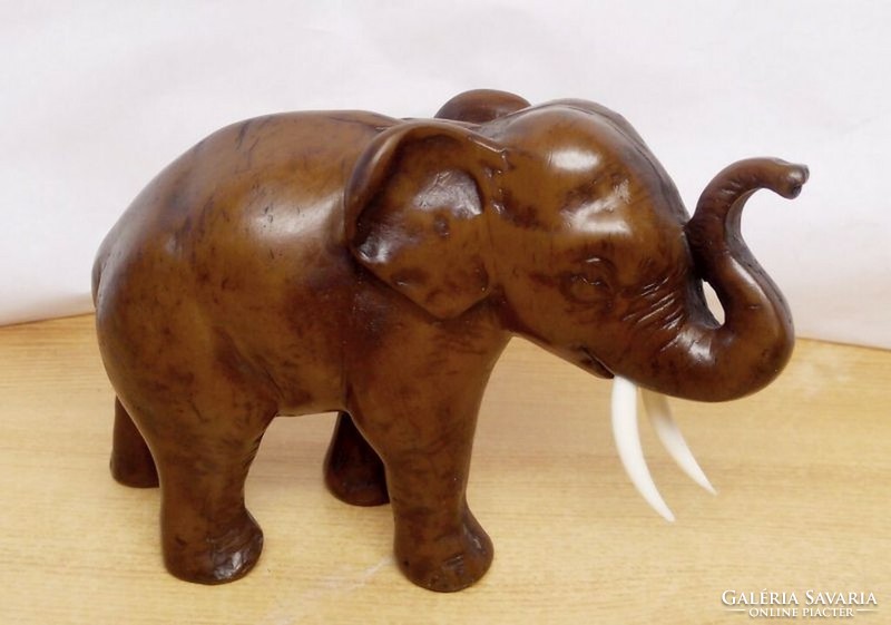 Elephant figurine fish bone, synthetic resin composition from the Far East