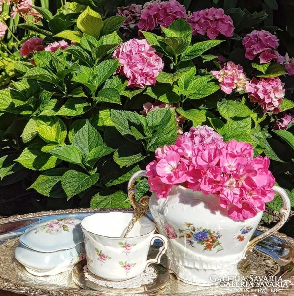 Antik angol rózsás csésze és ezüstözött poháralátét