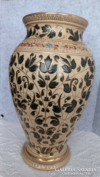 Csodaszép majolika antik váza, 34 X 22 cm, 2918 gr., szájadék átmérő: 14,7 cm