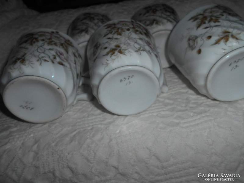 5 db csésze szép vékony porcelán  kézi festéssel -az ár az 5 csészére  vonatkozik