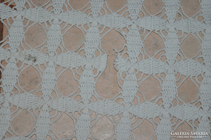 Cotton hand-crocheted large tablecloth (wrong)