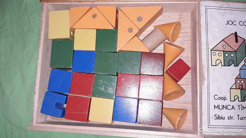 Old Romanian toy wooden building block set with box 26 x 21 x 6 cm as shown in the pictures