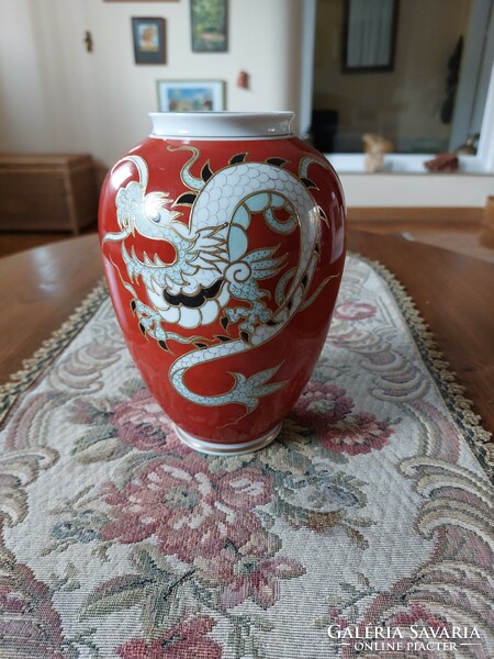 Wallendorf jelzett porcelán váza eladó