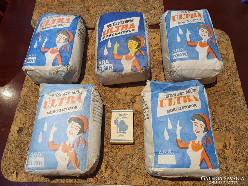 Retro ultra detergents are all different only together