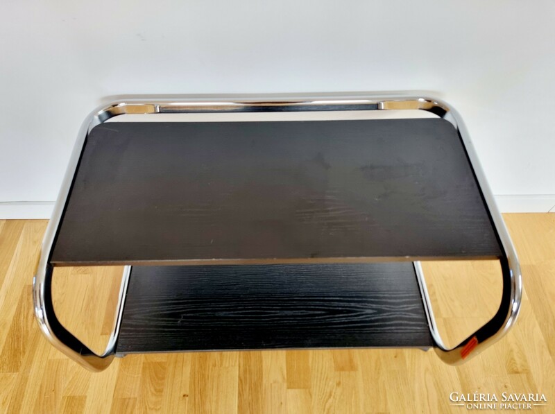 Mid-century gurulós asztal, polc