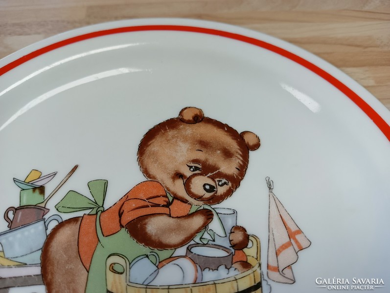Zsolnay teddy bear plate