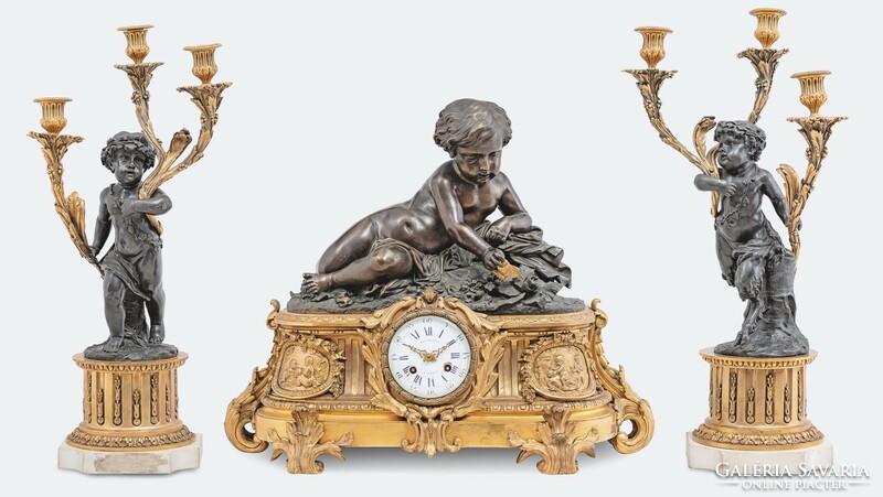 Fireplace clock with pair of candelabra
