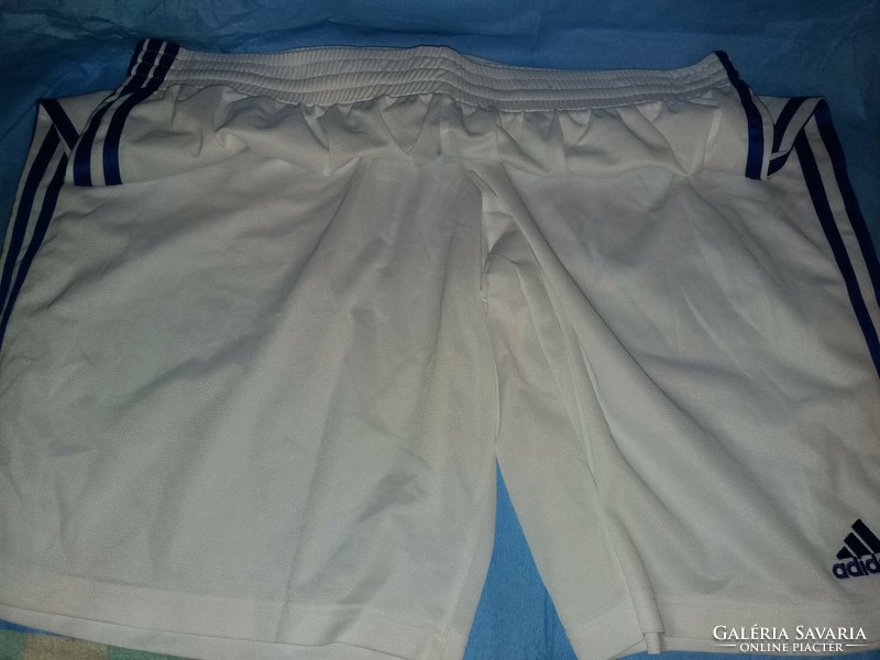 Sohasem használt fehér hosszúszárú kosárlabda ADIDAS tréning nadrág, short XXL méret a képek szerint
