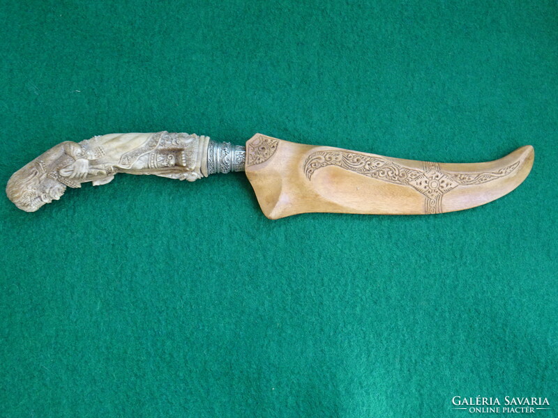Antique Indonesia ritual dagger with carved bone handle 19th Century
