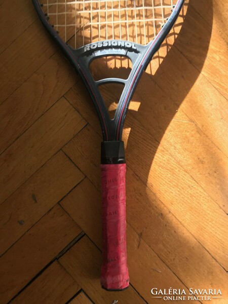 Rossignol usa brand tennis racket with leather grip. Mats wilander label. Size: 64x24 cm