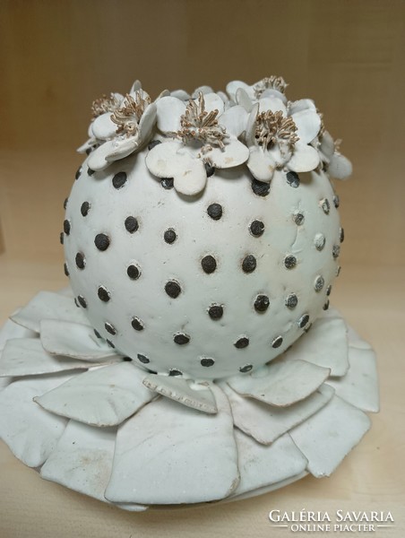 Ceramic flower composition by éva Kovács