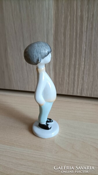 Retro Hollóházi Káldor Aurél tervezte porcelán fiú figura 1