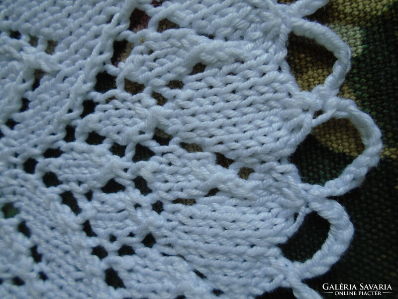 23 cm diam. Decorative knitted tablecloth, coaster, decoration.