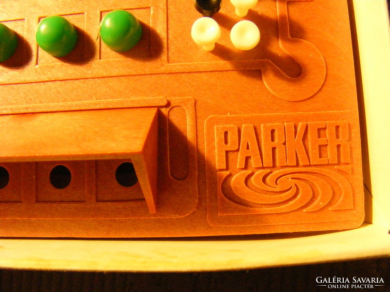 Retro Gondolkozz! Mesterlogika játék - SuperHirn  Parker 1976