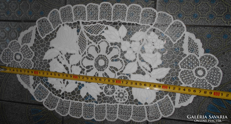 Kalocsai riselt mintával hímzett terítő 50 cm X  25 cm