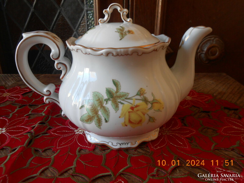 Zsolnay yellow rose pattern tea spout