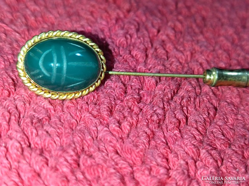 Vintage old retro women's hat badge pin brooch copper green stone from the 1960s