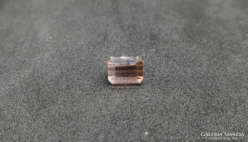 Peach tourmaline 1.53 Carats. With certification.