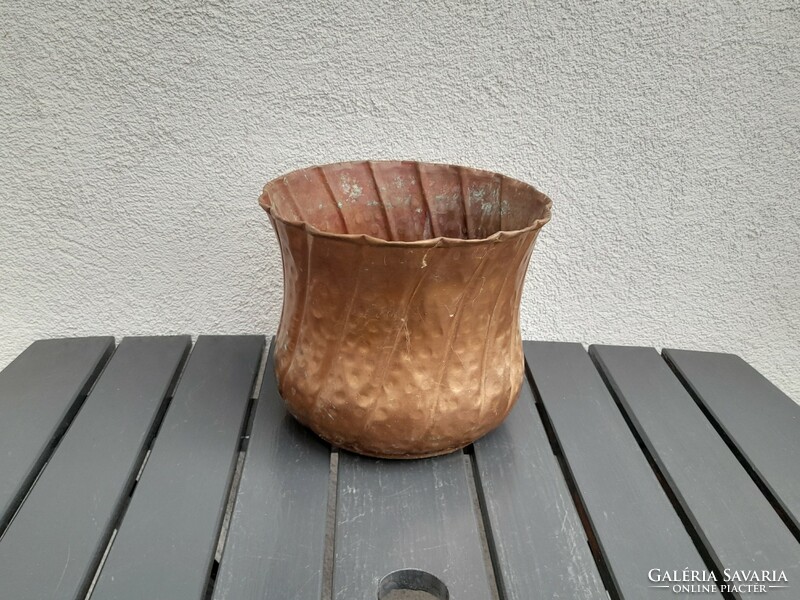 Copper pot