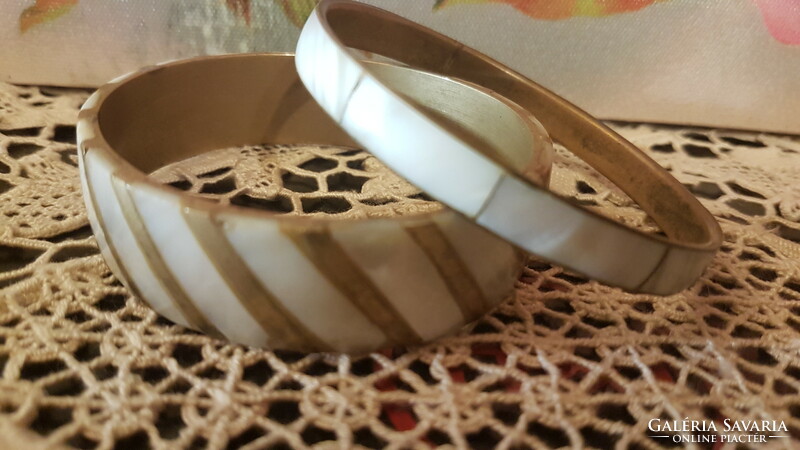Showy copper bracelets decorated with mother-of-pearl - very nice condition - sold together.