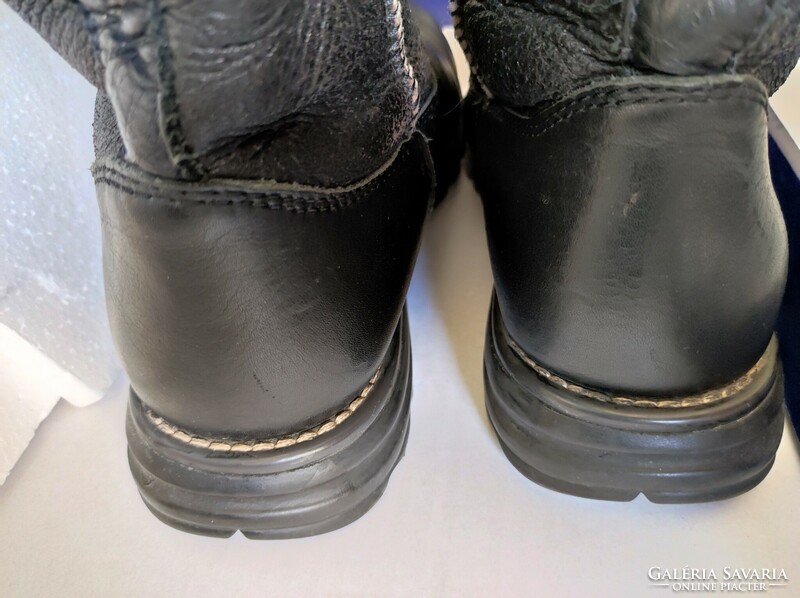 Ugg sheepskin boots - size 39