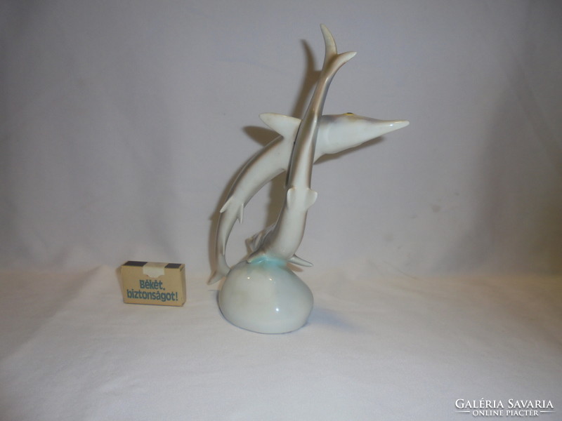 Old Raven House fish figurine, nipp - 23 cm
