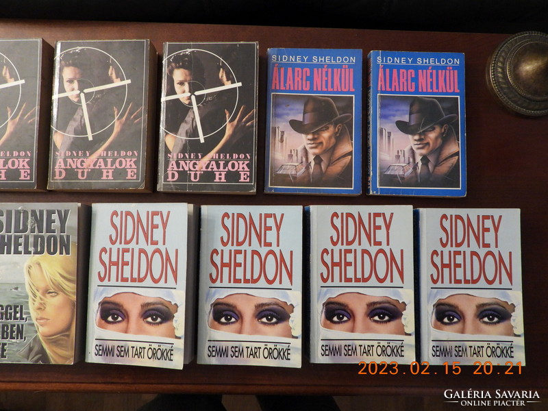 Sidney Sheldon kötetek