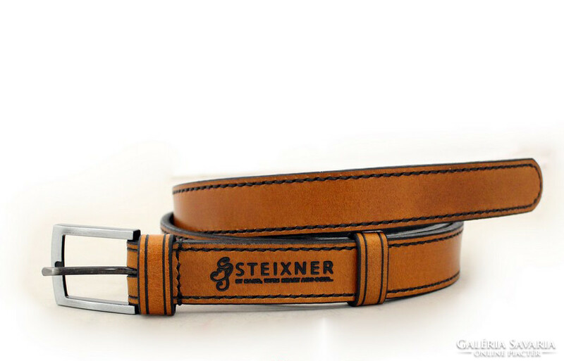 Elegant rust-brown cowhide belt