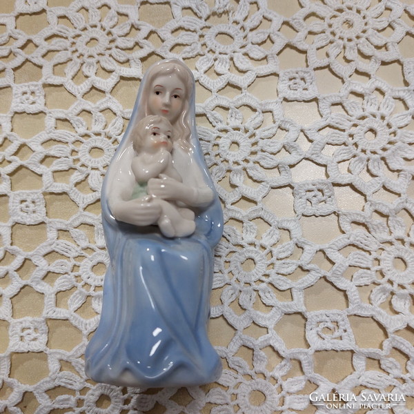 Figurative porcelain statue of the Virgin Mary with baby Jesus