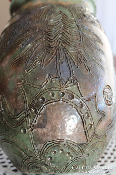 Zsuzsa Füzesi - special ceramic pot
