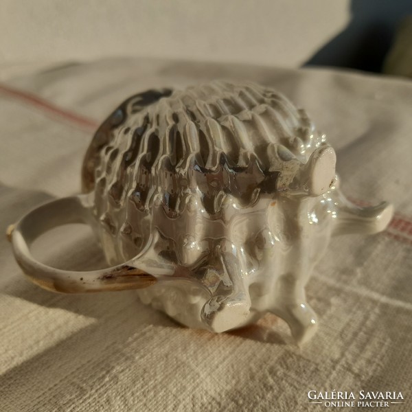 Különleges porcelán emlék kis kancsó, "SZT. MARGITSZIGET", 1900-as évek eleje.