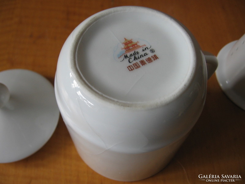 Barackvirágos fedeles, szűrős kínai teás bögre