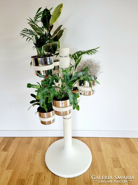 Rare space age flower pot, flower stand