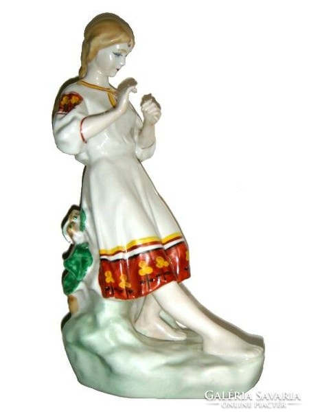 Large polonsky zhk ukrainian porcelain figurine