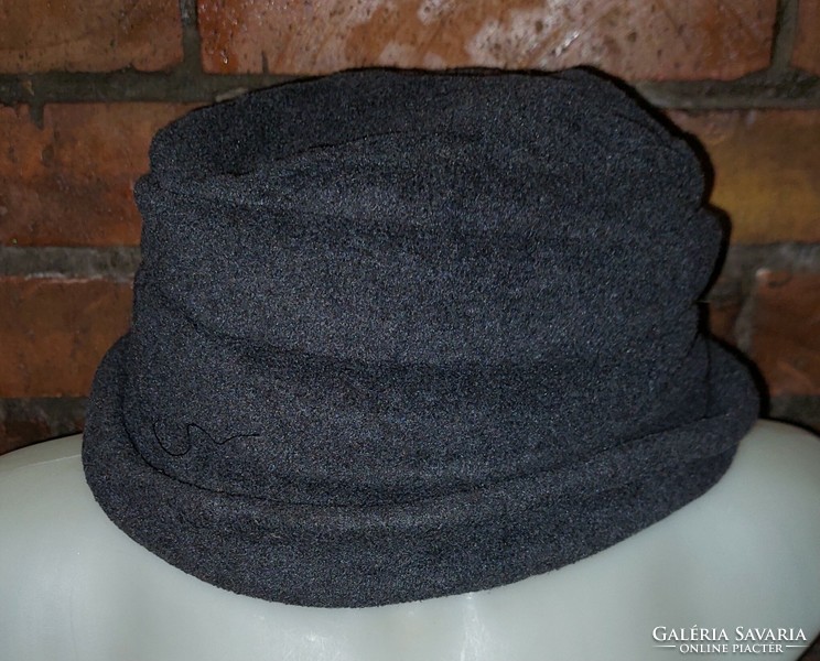 Tcm szürke sapka/kalap