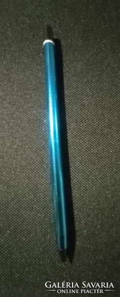 Old ballpoint pen. Metal. He will not deposit.