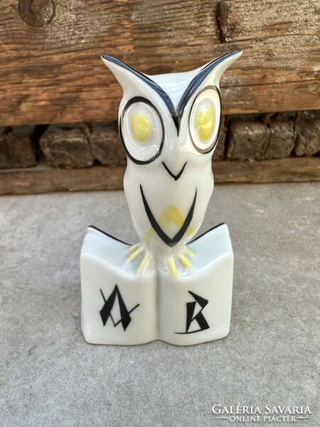 Owl art deco-hóllóhází