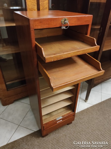 Original antique Károly Lingel art deco shuttered cabinet / chest of drawers with working lock, perfect blinds