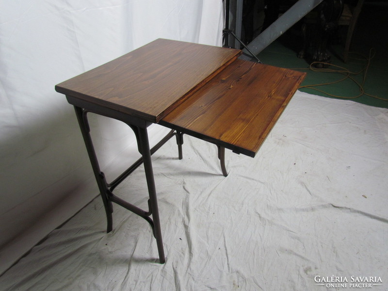 Thonet laptop table with chair (restored)