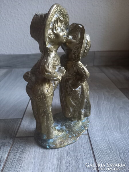 Fabulous Heavy Old Copper Sculpture: Children in Love (24x16x9.8cm)
