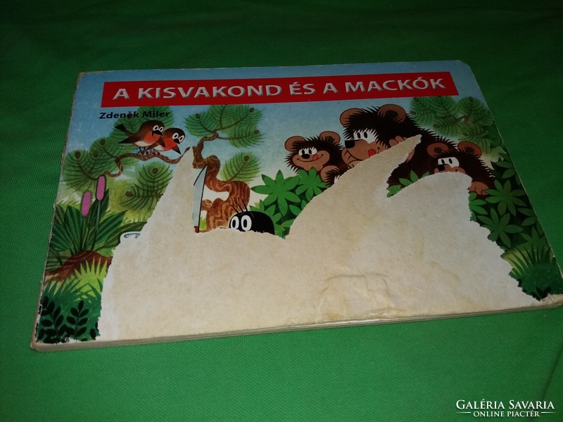 2006.Zdenek Miler: A kis vakond és a mackók a fedelén sérült könyv a képek szerint