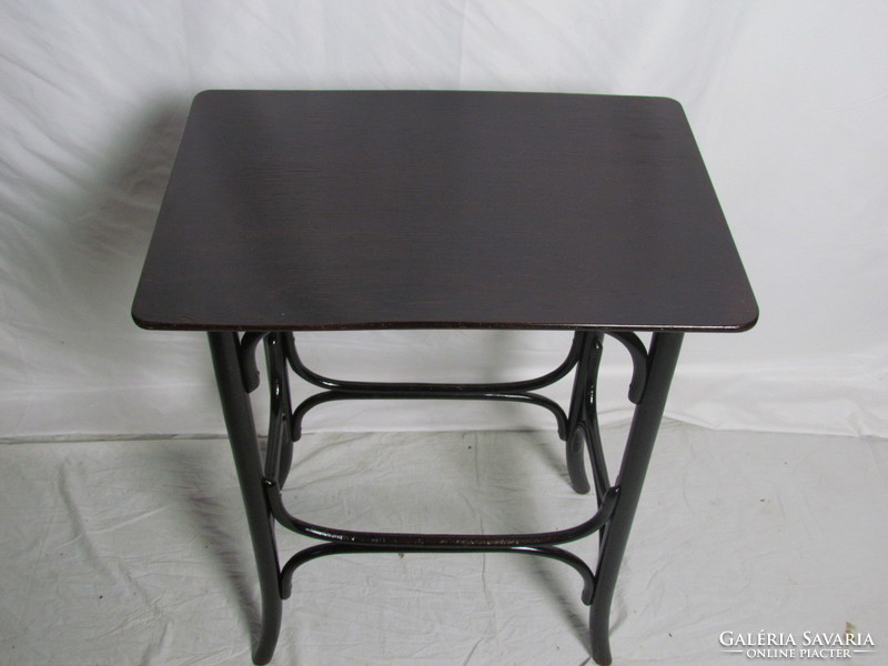 Antique thonet table (restored)