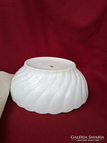Beautiful mz altrohlau white beaded patty bowl, village collector's nostalgia piece
