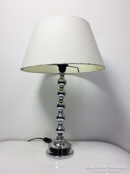 Krómozott design asztali lámpa gömb díszítéssel - 50198