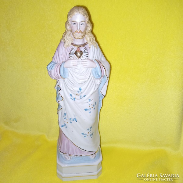 Jézus, régi porcelán figura, szobor, vallási kegytárgy.