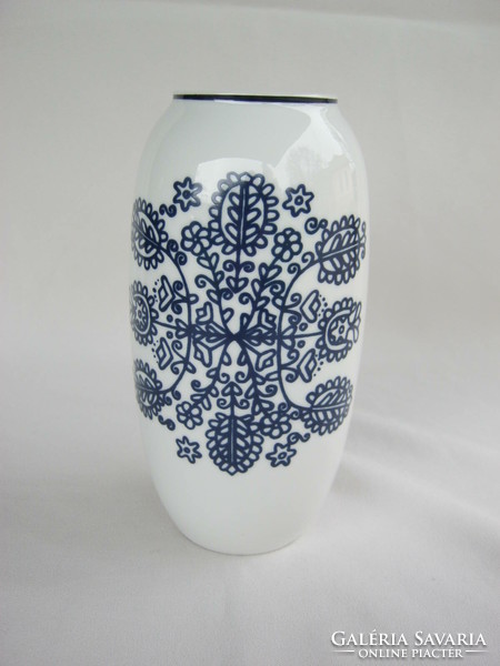 Hollóháza porcelain vase decorated with a blue pattern