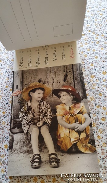 Kim Anderson 1998 naptár képeslap üdvözlőlap postatiszta gyermekportré