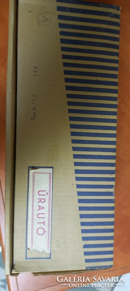 Retro,űrautó/ holdjáró lemezautó eredeti dobozában