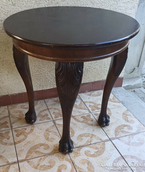 Antique carved living room, smoking cafe breakfast table, carved round table with lion's claws