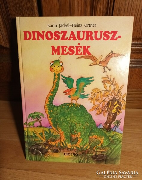 Dinosaur tales, the cute-clown, giant and tiny dinosaurs